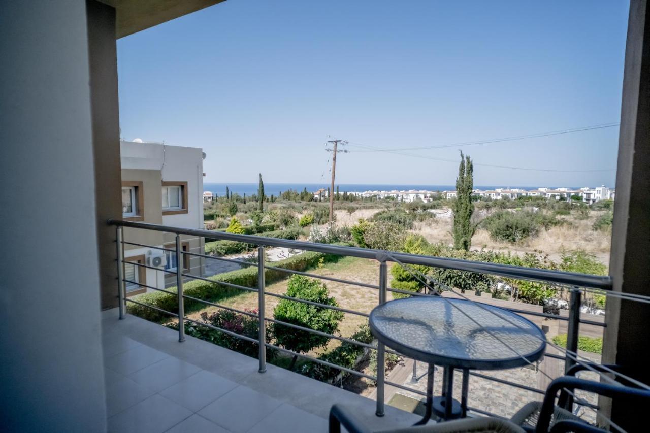 Spacious Two-Bedroom Apartment In Amazing Residence Escape Homes Kyrenia  Exterior foto