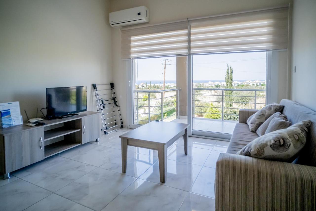 Spacious Two-Bedroom Apartment In Amazing Residence Escape Homes Kyrenia  Exterior foto