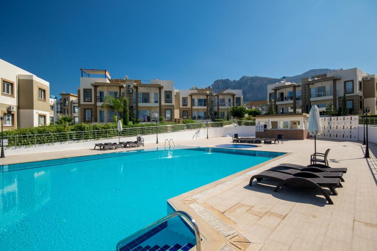 Spacious Two-Bedroom Apartment In Amazing Residence Escape Homes Kyrenia  Exterior foto